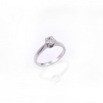 R082 White gold Ring with 0.27ct Diamonds