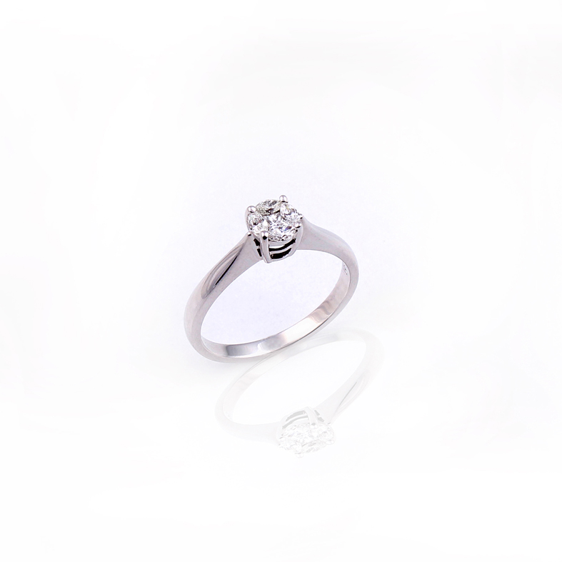 R082 Prsten z bílého zlata s 0,27ct diamanty