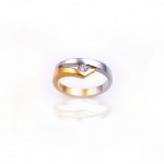 R088 Dvobojni prsten s dijamantom od 0,15 karata