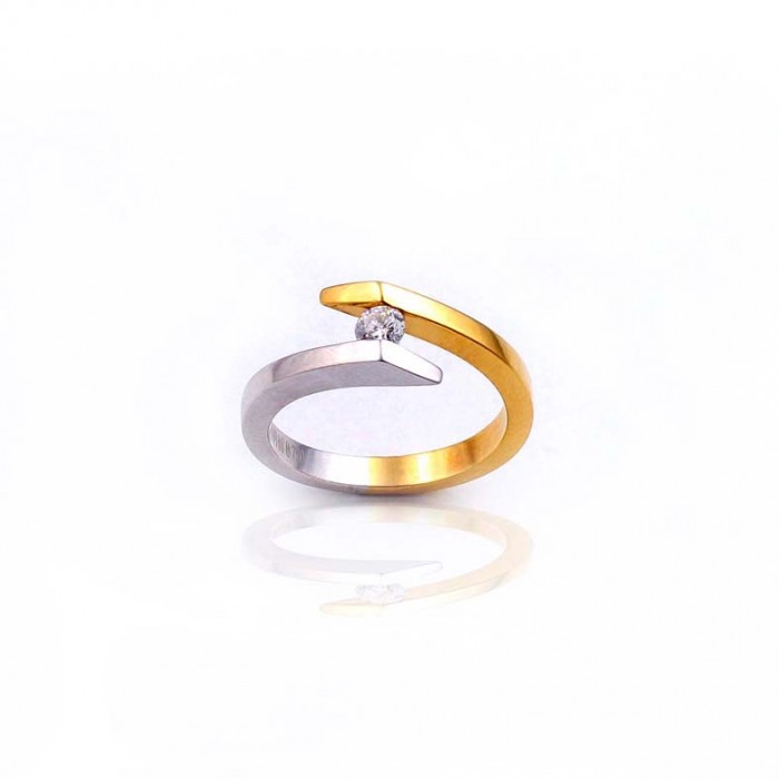 R091 Dvoubarevný prsten s diamantem 0,18ct