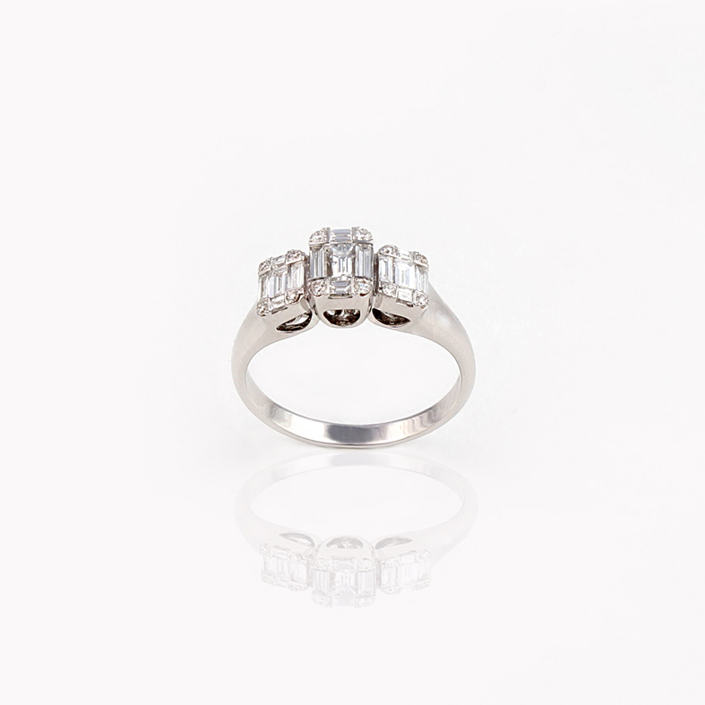 R106 кольцо из белого золота с бриллиантами 0,70 ct