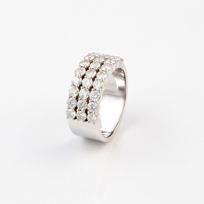 Aliančný prsteň R400 z bieleho zlata s 2,20 ct diamantmi