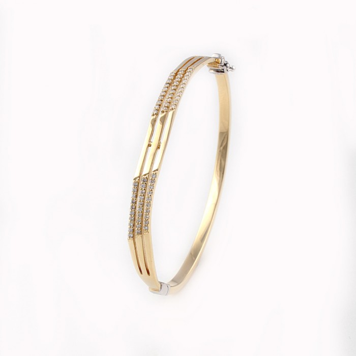 Blzk003 Yellow Gold Armring With 0.43ct Diamonds