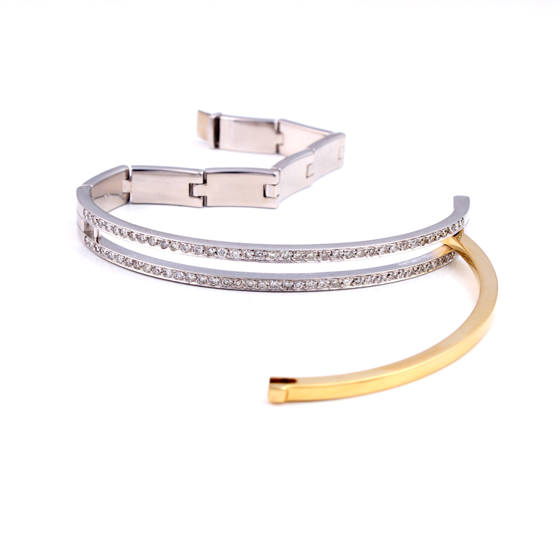 Blzk033 Bicolor White And Yellow Gold Armring With 0.96ct diamonds