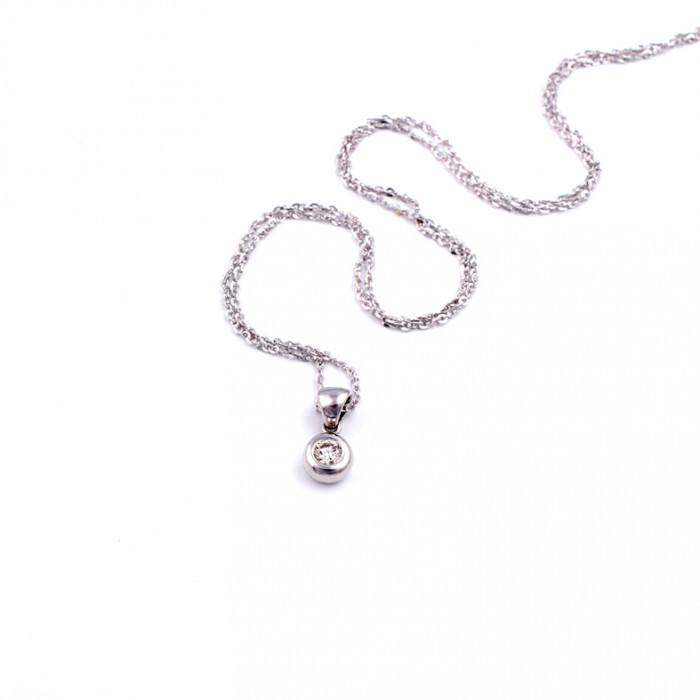 K059A White Gold Pendent With 0.16ct Diamond