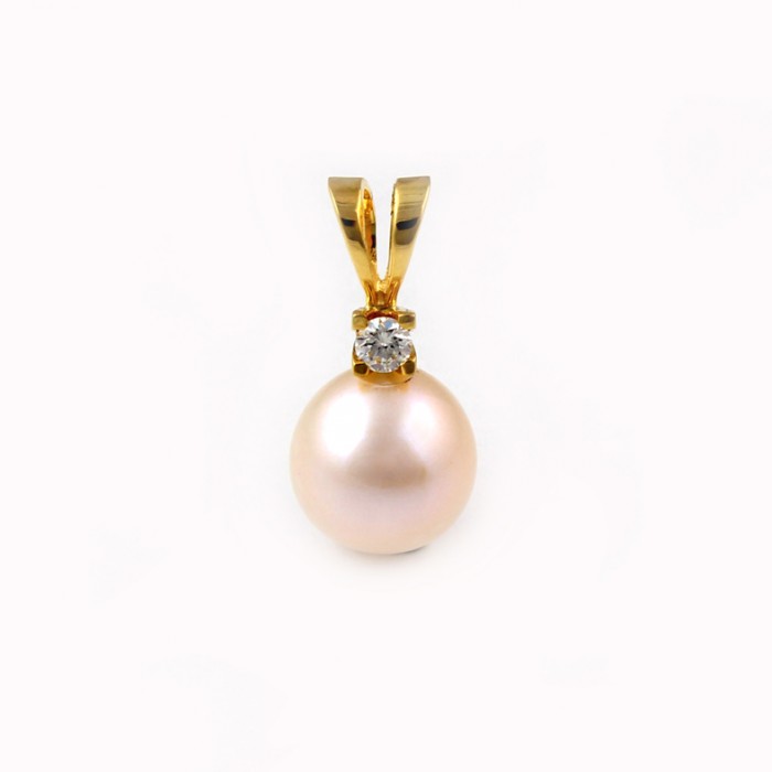 P005 Yellow Gold Pendent With Pearl and 0.08ct Diamond