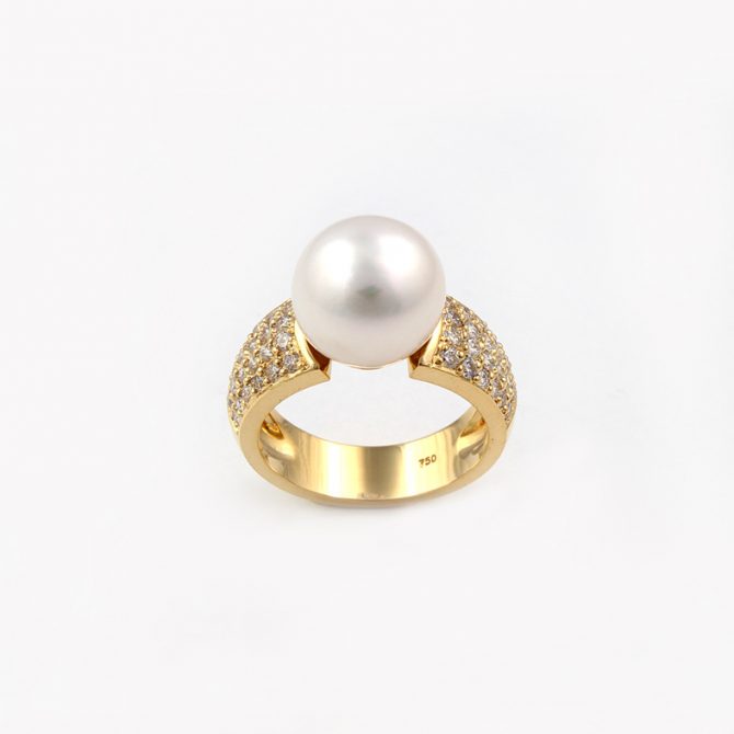 R06C Yellow Gold Ring With Pearl And 1.09ct Diamonds - Golden Eye ...