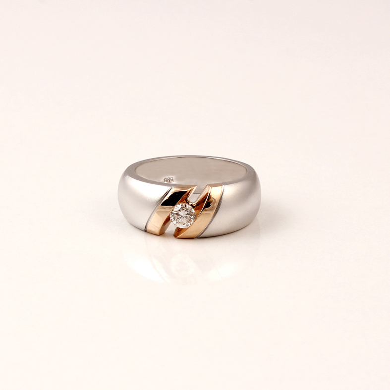 R666 fehér és rózsa arany gyűrű 0,30 karátos gyémánttal