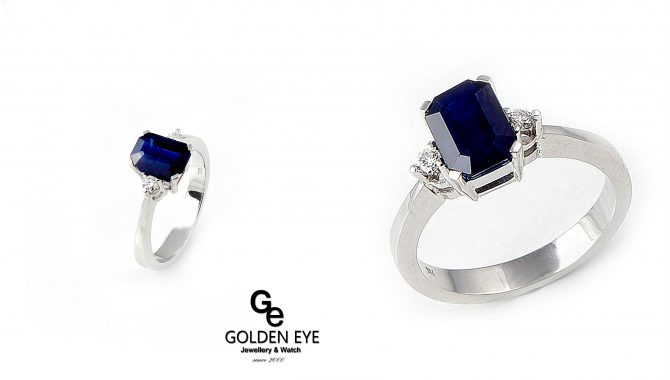 R033E Prsten od bijelog zlata s plavim safirom i dijamantima