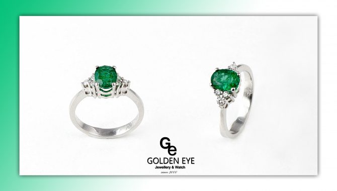 R034C hvitt gull Ring med Emerald og Diamonds
