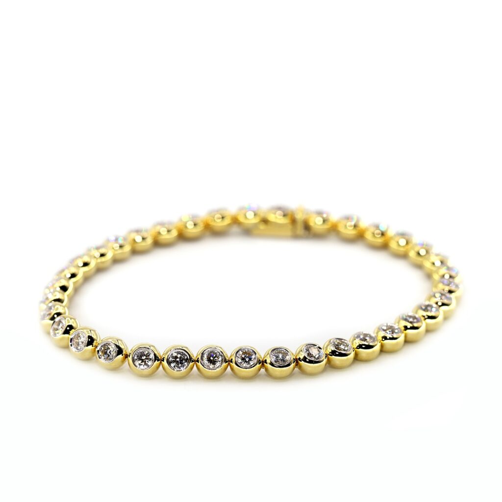 Tennisarmband aus 18 Karat Weißgold mit Diamanten – Tagesangebot von GoldenEyeJewellery.net 1